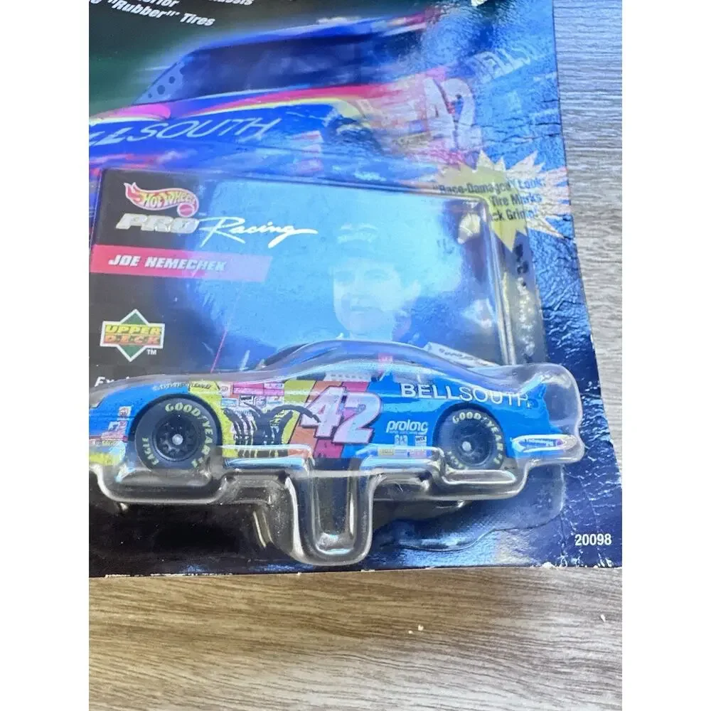 Joe Nemechek #42 Bellsouth 1998 Chevrolet Monte Carlo 1st Edition Hot Wheels H96